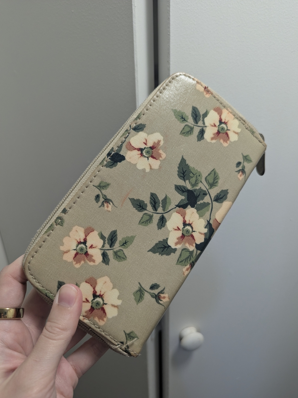 Floral Zip-Around Wallet - Beige Floral
